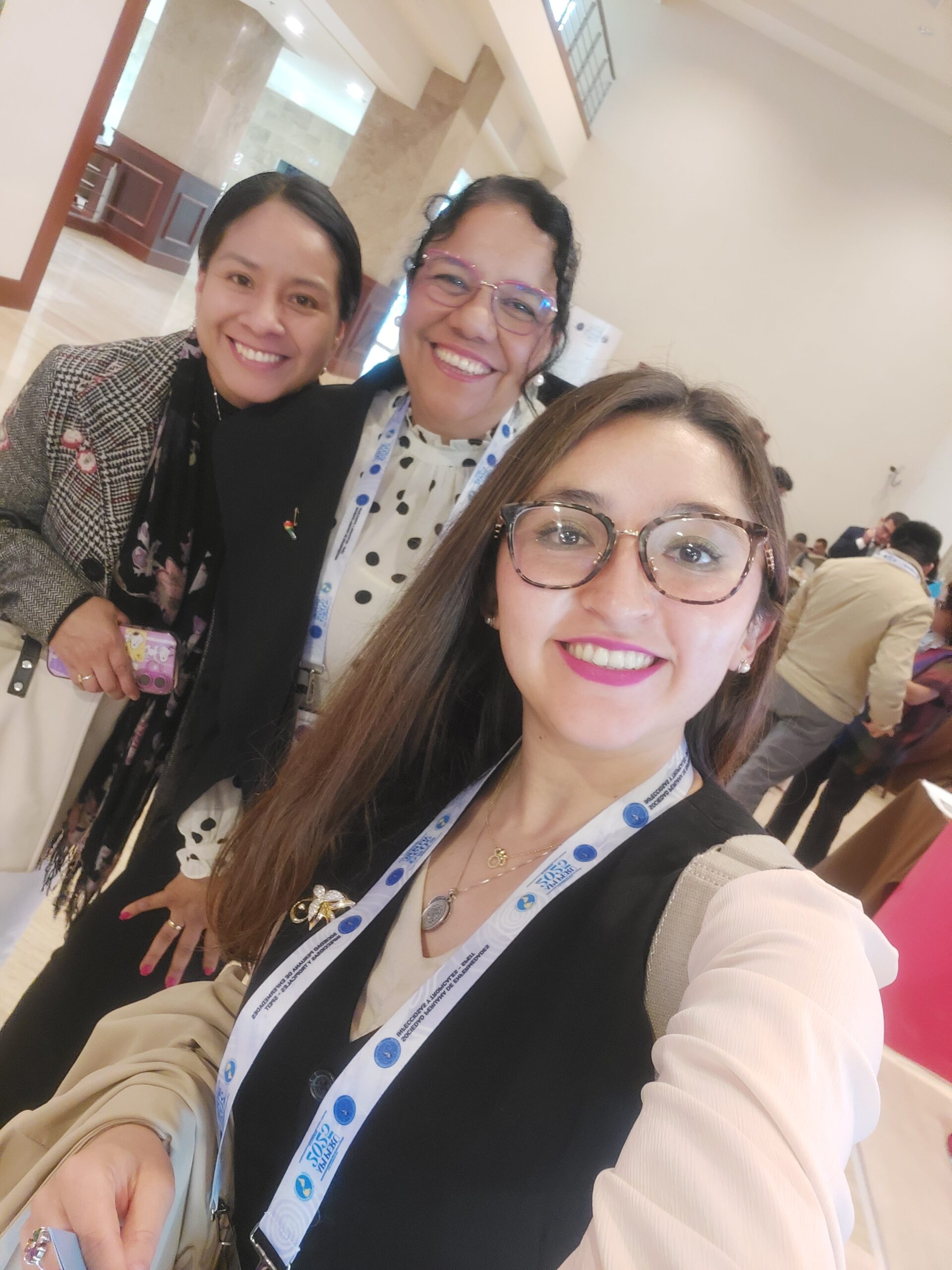 Foto API 43